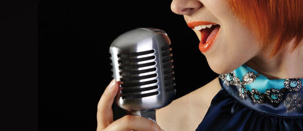 cantante con voz equilibrada